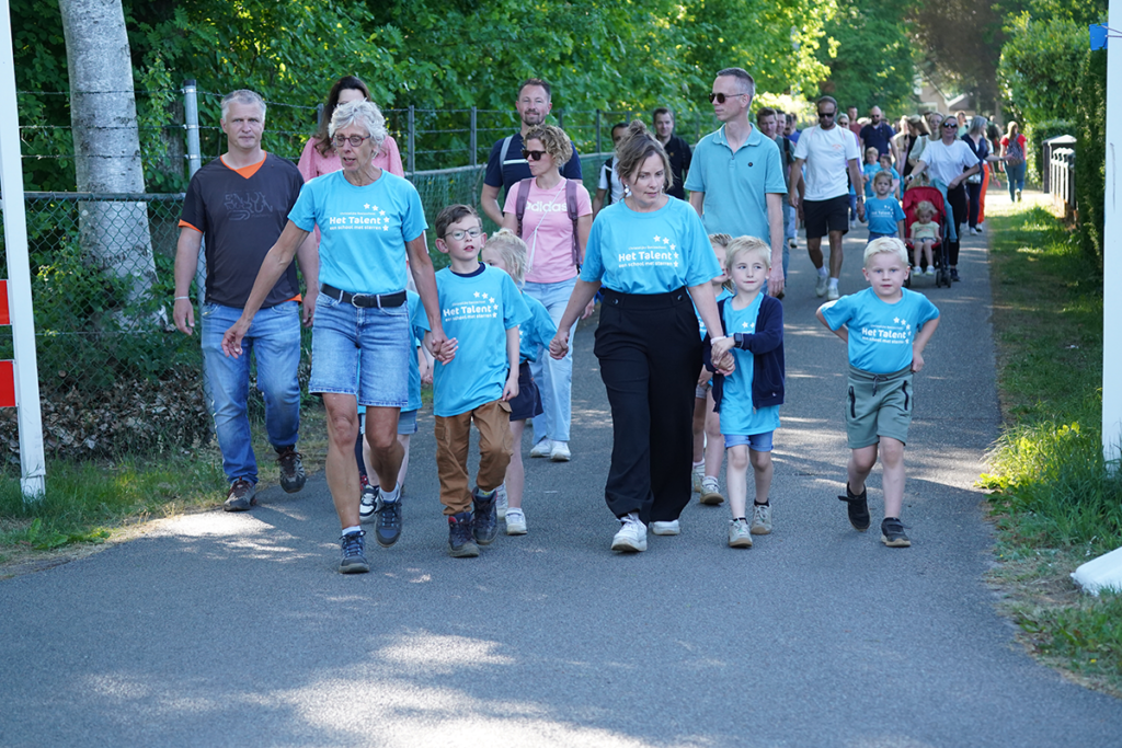 250520 Avond4Daagse Heerde_0012