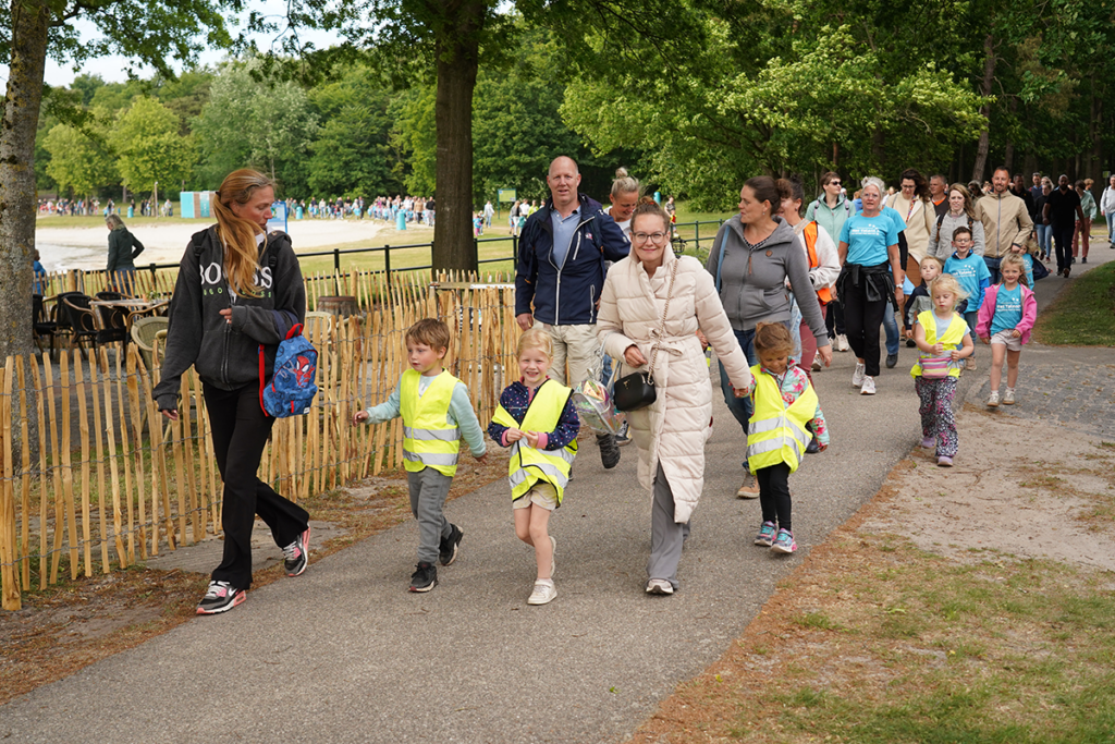 250521 Avond4Daagse Heerde_0059